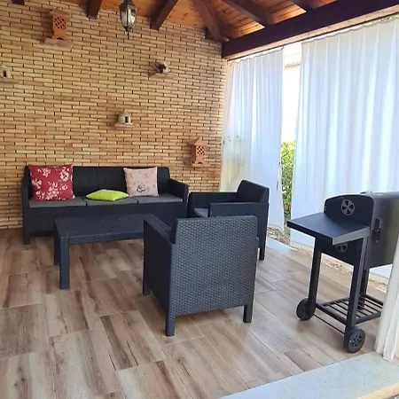 Matteo Kuca Za Odmor Villa *