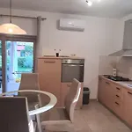 Matteo Kuca Za Odmor